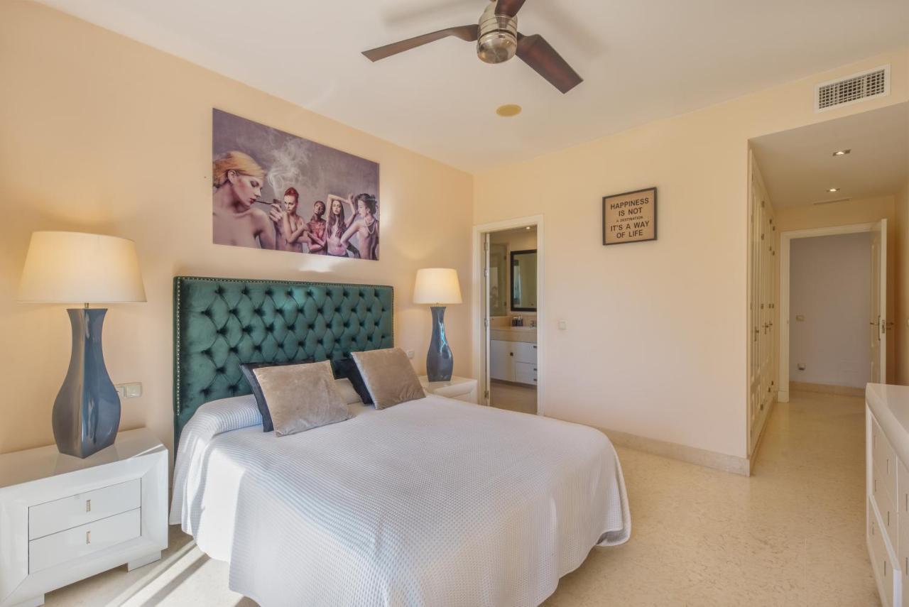 Capanes Del Golf Luxury Apartment Benahavís Buitenkant foto