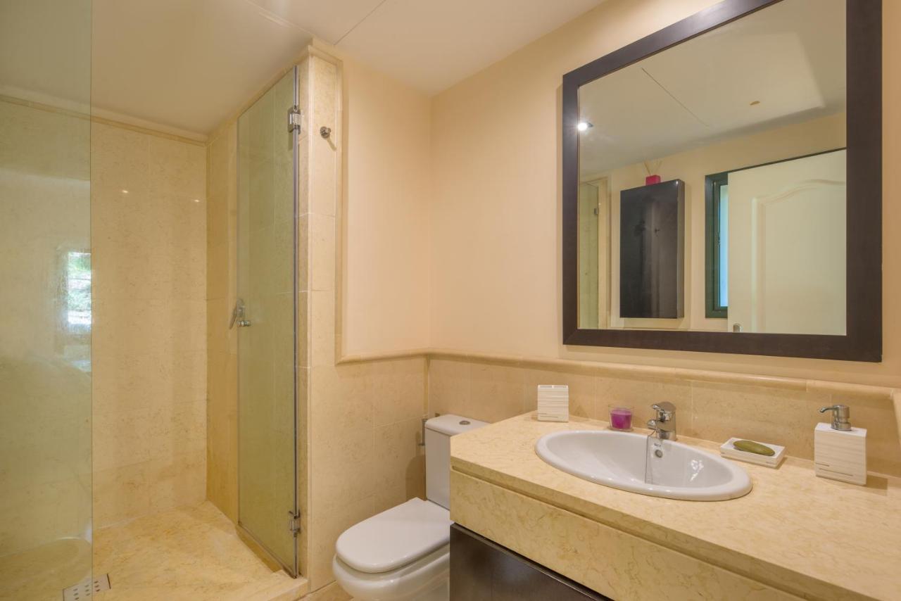 Capanes Del Golf Luxury Apartment Benahavís Buitenkant foto