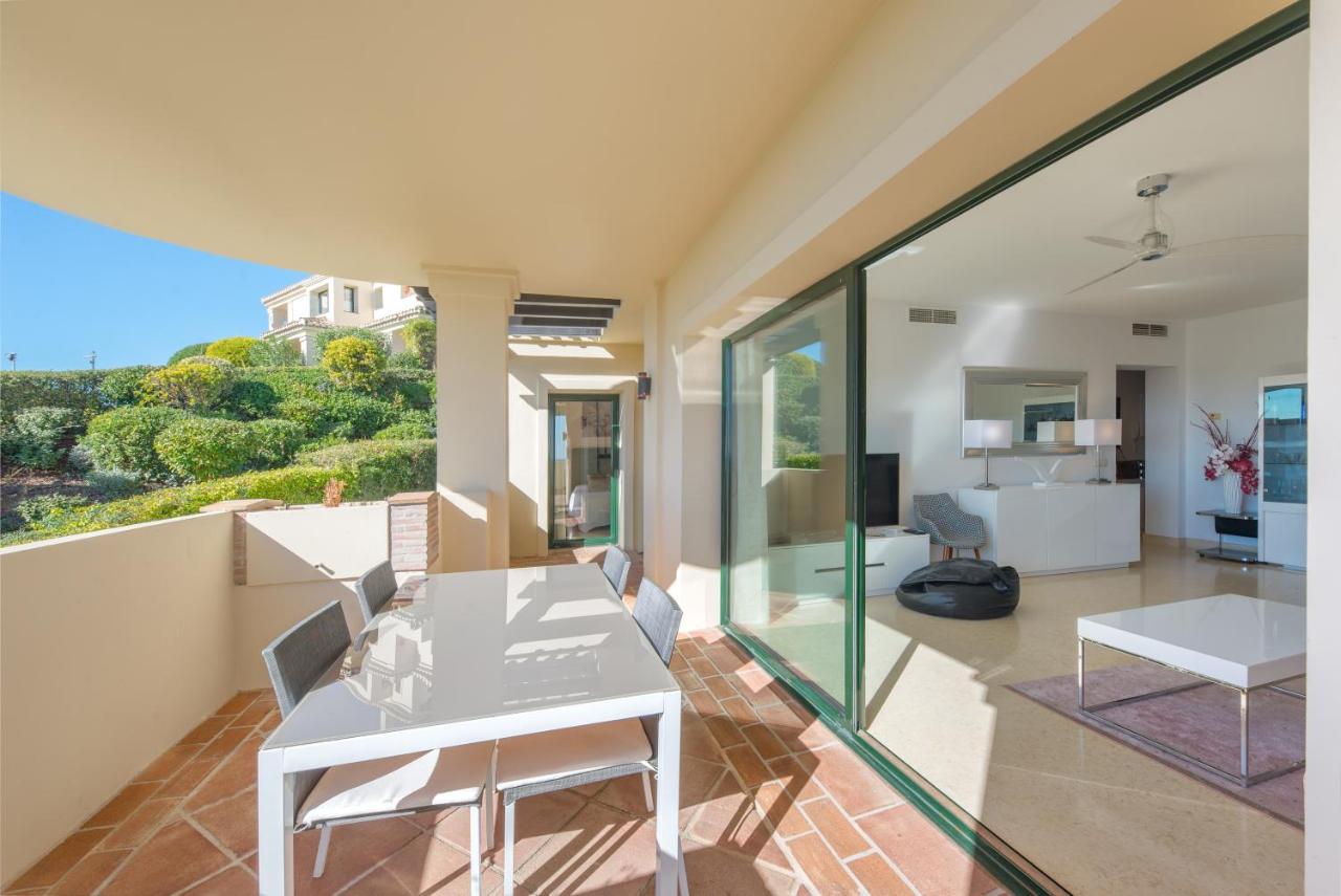 Capanes Del Golf Luxury Apartment Benahavís Buitenkant foto
