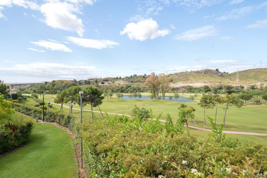 Capanes Del Golf Luxury Apartment Benahavís Buitenkant foto